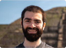 A picture of Paymahn Moghadasian.